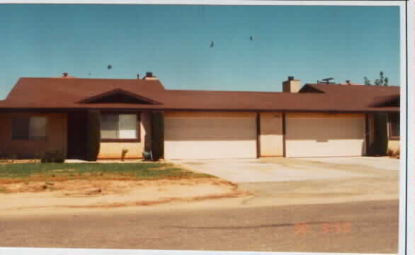 20920 Little Beaver Rd in Apple Valley, CA - Building Photo - Building Photo