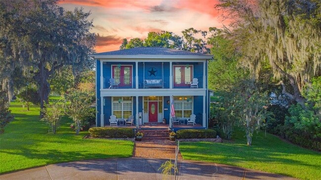 property at 126 E Palmetto Ave