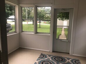 1403 18th St in Rockford, IL - Foto de edificio - Building Photo