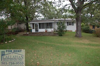 1117 W 52nd St in North Little Rock, AR - Building Photo - Building Photo