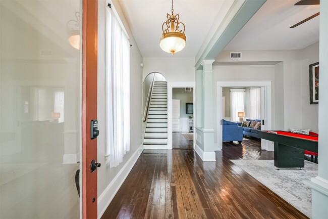 property at 1402 26th St