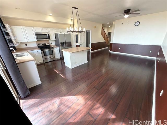 property at 92-1123-1123 Panana St