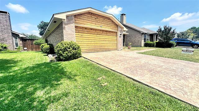 2005 Verlaine Dr in Carrollton, TX - Building Photo - Building Photo