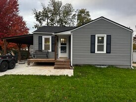 5727 Saylor St in Lincoln, NE - Building Photo