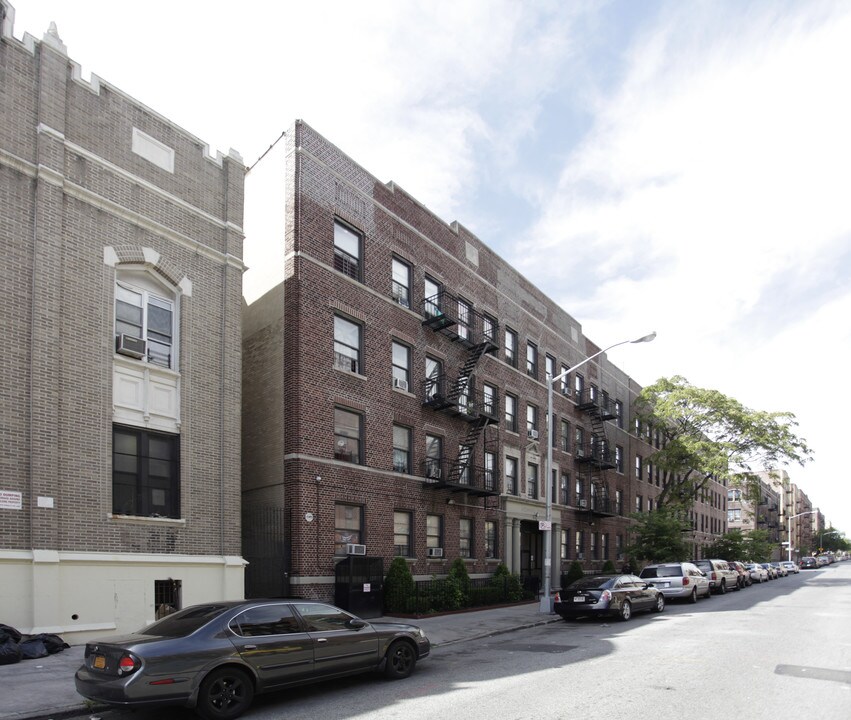 Kenmore Terrace in Brooklyn, NY - Foto de edificio