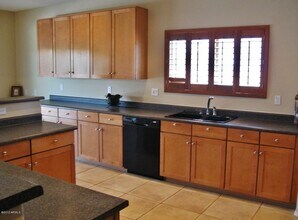 3301 S Martingale Rd in Gilbert, AZ - Building Photo - Building Photo