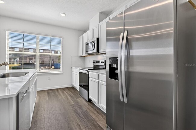 16587 Barbours Crk Wy in Horizon West, FL - Building Photo - Building Photo