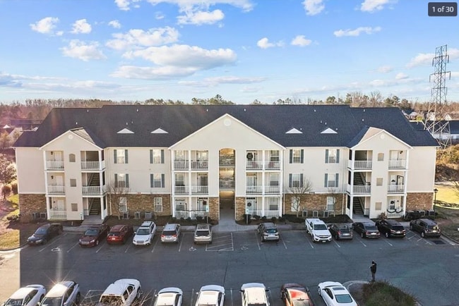property at 3015 Winston Dr