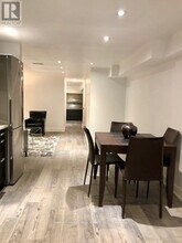429 Sumach St in Toronto, ON - Building Photo - Building Photo