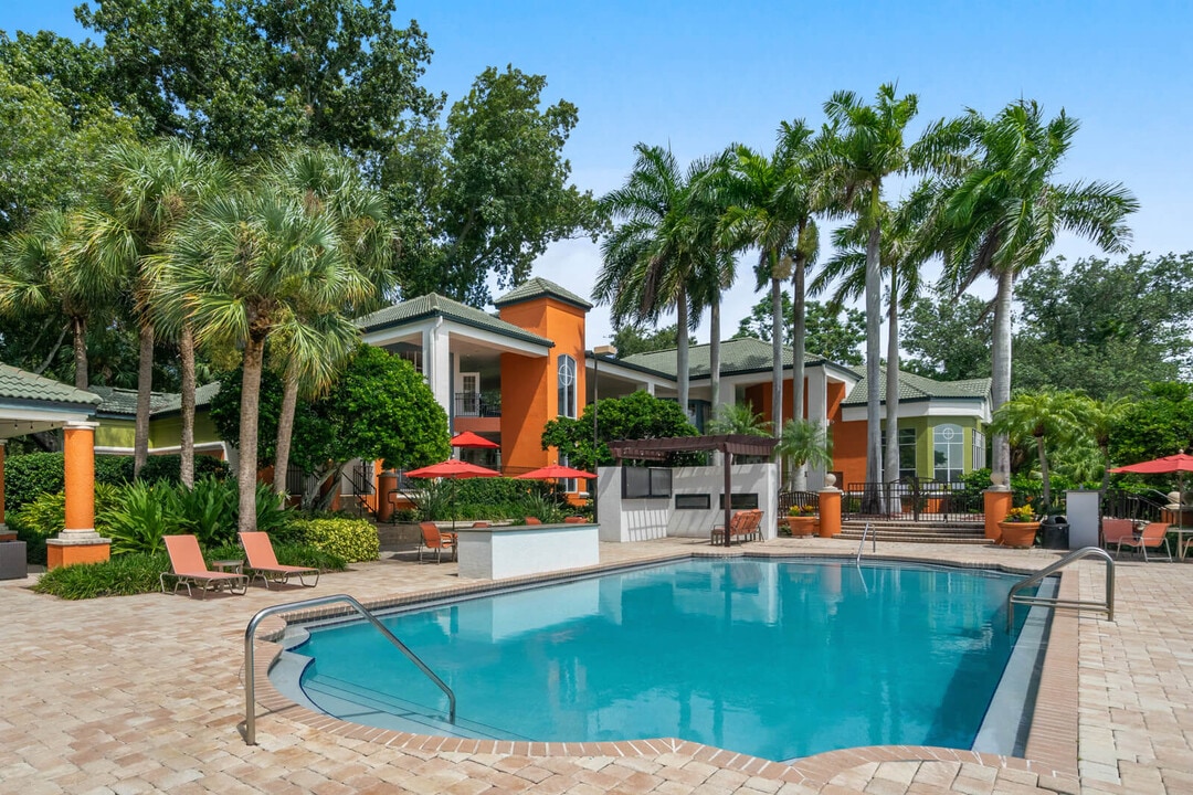 Bayside Arbors of Clearwater in Clearwater, FL - Foto de edificio