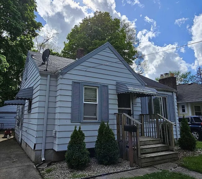 property at 3337 Court St