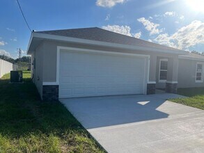 2 Ash Dr in Ocala, FL - Building Photo - Building Photo