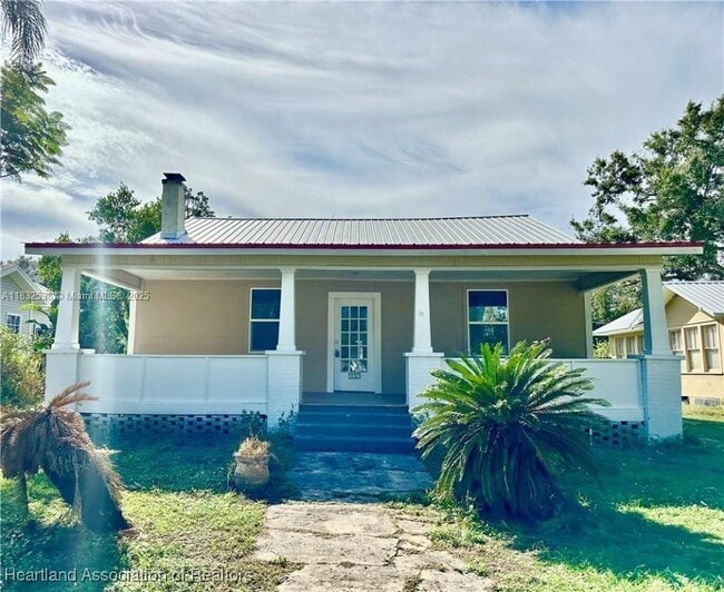 property at 533 Rose Dr