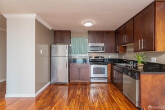 646 Corbett Ave in San Francisco, CA - Building Photo - Building Photo