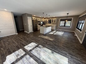 2004 1st Ave S in Great Falls, MT - Building Photo