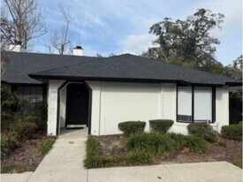 443 Blue Bird St in Apopka, FL - Building Photo