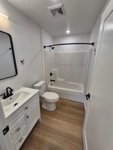 318 Mill St in Waupaca, WI - Foto de edificio - Building Photo