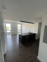 1501 N 31st St, Unit 215 PARKING INCLUDED