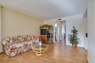 19800 Sandpointe Bay Dr-Unit -606 in Tequesta, FL - Building Photo - Building Photo