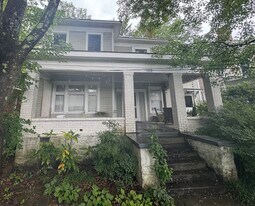 1203 Euclid Ave NE in Atlanta, GA - Building Photo