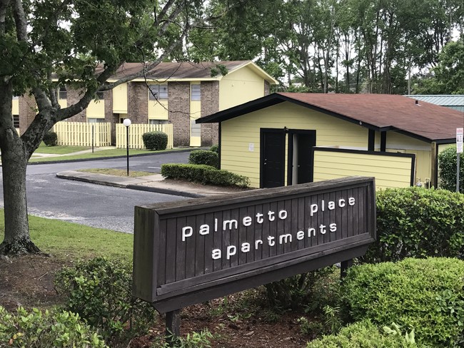 Palmetto Place Apartments