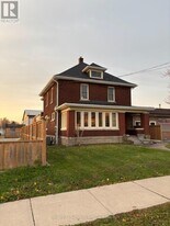 92 Killaly St W in Port Colborne, ON - Building Photo