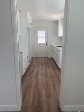 2252 N Bristol St, Unit BRISTOL ST in Santa Ana, CA - Foto de edificio - Building Photo