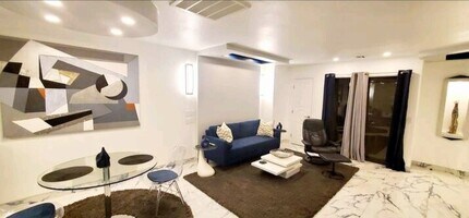 474 S Calle Encilia, Unit E in Palm Springs, CA - Foto de edificio - Building Photo
