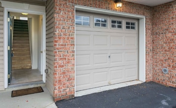 7190 Pioneer Dr in Macungie, PA - Building Photo - Building Photo