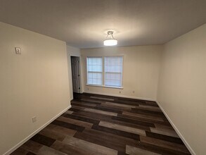 8414 Rosalind Ct in St. Louis, MO - Building Photo - Building Photo