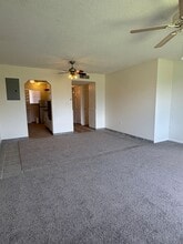 5463 SE Miles Grant Rd in Stuart, FL - Building Photo - Building Photo