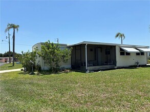 60 Channel Ln in Ft. Myers, FL - Building Photo - Building Photo