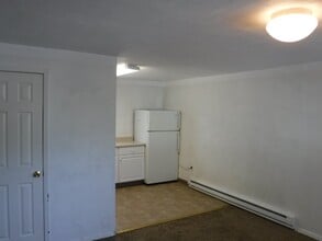 9837 Olympic Dr NE in Moses Lake, WA - Building Photo - Building Photo