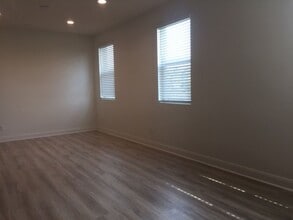 2135 Solara Ln in Vista, CA - Building Photo - Building Photo