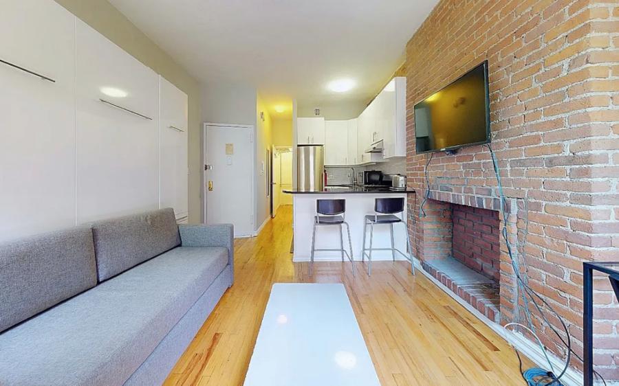 East 87th Street in New York, NY - Building Photo
