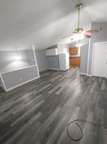 518 N Irving Ave, Unit Rear