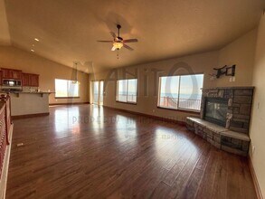 8607 N Upper Mayes Ln in Spokane, WA - Building Photo - Building Photo