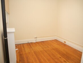 217 Saint Paul St, Unit 2 in Brookline, MA - Foto de edificio - Building Photo