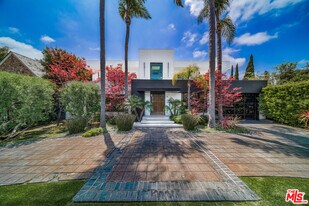 511 N Rexford Dr in Beverly Hills, CA - Building Photo