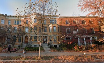 1728 Beacon St in Brookline, MA - Building Photo