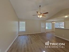 329 Reisling Dr in Braselton, GA - Building Photo - Building Photo