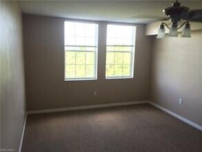 8717 River Homes Lane-Unit -5302 in Bonita Springs, FL - Building Photo - Building Photo