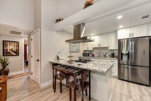 9626 Knickers Ct in Sacramento, CA - Building Photo