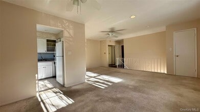 3 Anchorage Ln in Oyster Bay, NY - Building Photo - Building Photo