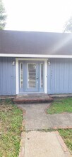 6601 Sharpview Dr in Houston, TX - Building Photo - Building Photo