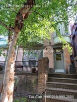 4406 Pine St, Unit Unit 1R in Philadelphia, PA - Building Photo