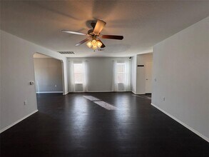 8932 Southwick Dr in Austin, TX - Building Photo - Building Photo