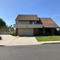 5391 Maple View Cir in Camarillo, CA - Building Photo