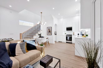 2354 E Poppy St in Long Beach, CA - Building Photo - Building Photo