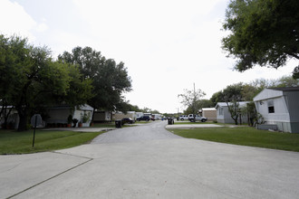 Cookson Mobile Home Park in Brookshire, TX - Building Photo - Building Photo